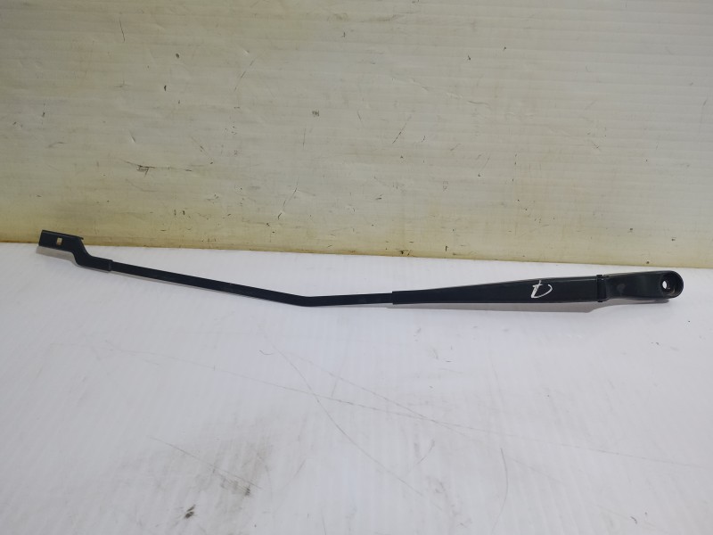 Recambio de brazo limpia delantero derecho para opel grandland x opel 2020 referencia OEM IAM YP00062080  