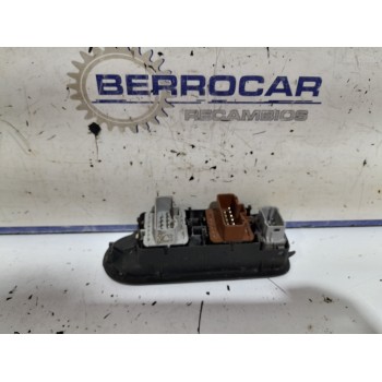Recambio de mando elevalunas delantero izquierdo para renault scenic ii referencia OEM IAM 156018070  