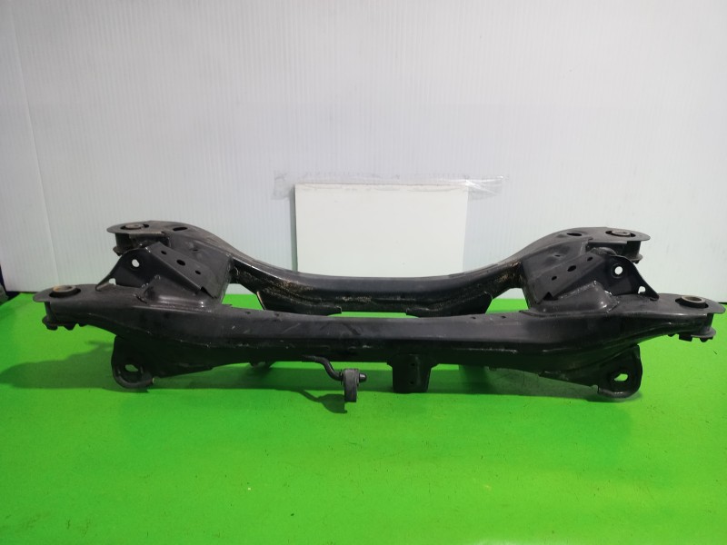 Recambio de puente trasero para toyota auris touring sports (e18) hybrid feel! edition referencia OEM IAM 5120602051  