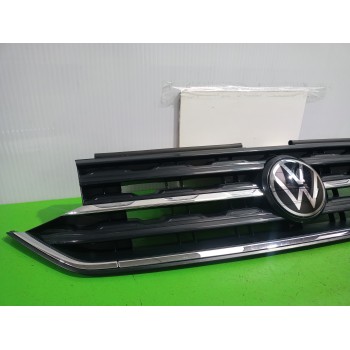 Recambio de rejilla delantera para volkswagen t-cross advance referencia OEM IAM 2GM853651D / 2GM853651C  