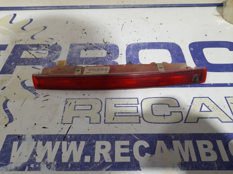 Recambio de luz central de freno para renault scenic ii referencia OEM IAM 89398083  