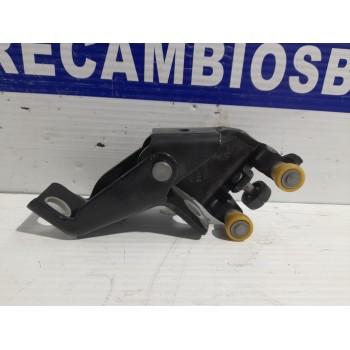 Recambio de soporte / guia puerta corredera para mercedes-benz citan (w415) furgon 1.5 cdi cat referencia OEM IAM 531807  