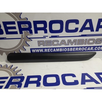 Recambio de moldura para citroën jumpy referencia OEM IAM 9808747177  
