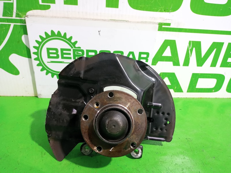 Recambio de mangueta delantera izquierda para bmw serie 3 berlina (e46) 320d referencia OEM IAM 31211096429  