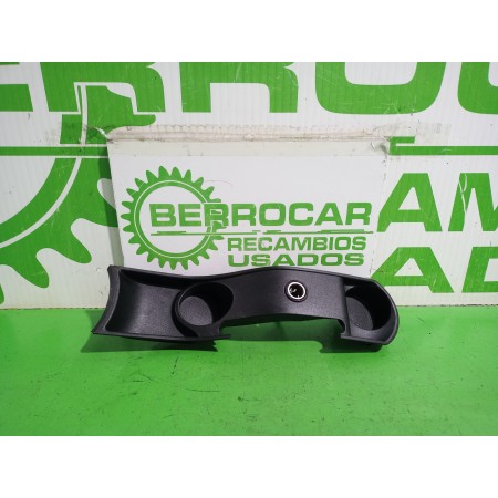 Recambio de posavasos para citroën c4 berlina collection referencia OEM IAM 9647160077  