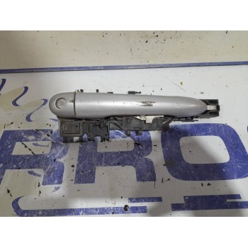 Recambio de maneta exterior delantera izquierda para renault scenic ii referencia OEM IAM 8200028463  