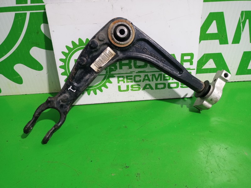 Recambio de brazo suspension delantero izquierdo para peugeot 407 2.0 16v cat referencia OEM IAM 7AAA07  