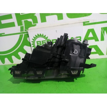 Recambio de faro derecho para bmw serie 3 berlina (e46) 320d referencia OEM IAM 63126906494  