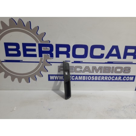 Recambio de moldura interior para opel vivaro b kasten/combi 1.6 cdti referencia OEM IAM 98144407ZD  