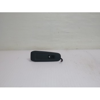 MANDO ELEVALUNAS DELANTERO DERECHO 96777320 