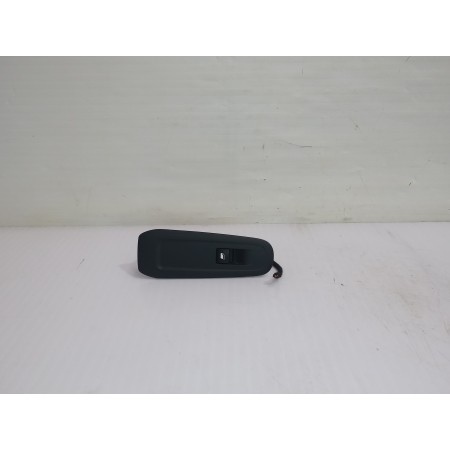 Recambio de mando elevalunas delantero derecho para peugeot 308 active referencia OEM IAM 96777320  