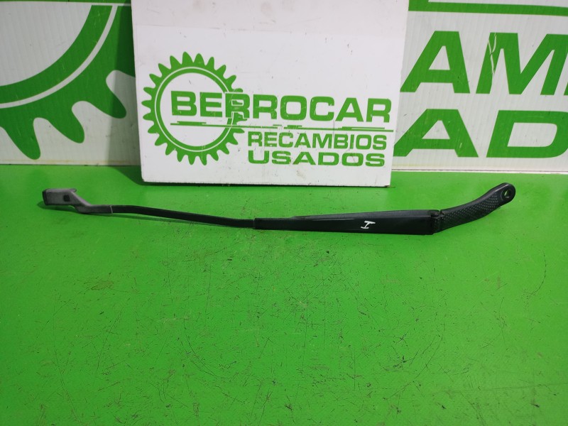Recambio de brazo limpia delantero izquierdo para citroën c4 lim. business referencia OEM IAM 9687490380  