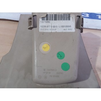 Recambio de guantera para opel insignia sports tourer 2.0 cdti cat referencia OEM IAM 13237926  