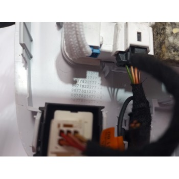 Recambio de luz interior para peugeot 308 active referencia OEM IAM 9677821277  