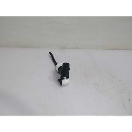 Recambio de bomba limpia para peugeot 308 active referencia OEM IAM 643492  