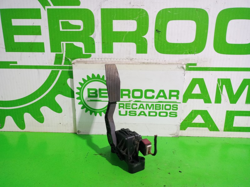 Recambio de pedal acelerador para opel astra h berlina essentia referencia OEM IAM 9157998  