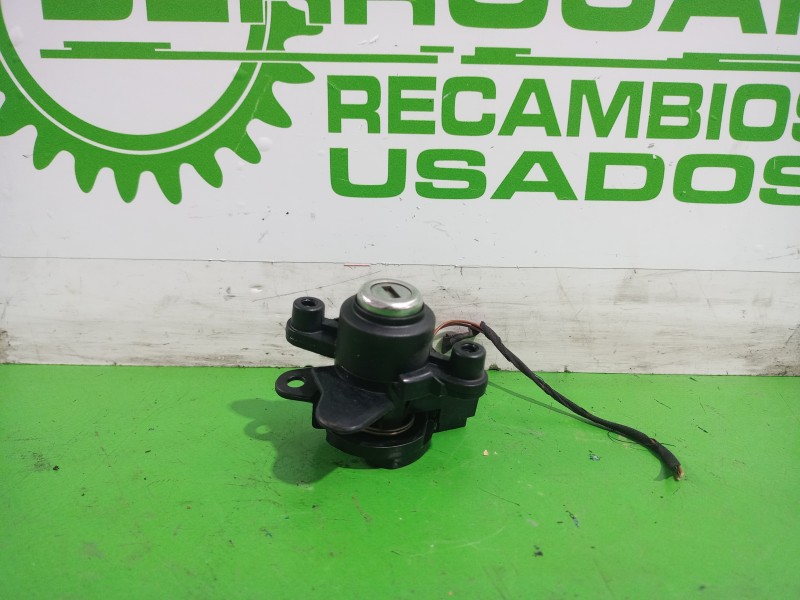 Recambio de cerradura maletero / porton para bmw serie 3 berlina (e46) 320d referencia OEM IAM 8196052  