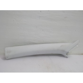 Recambio de moldura izquierda para peugeot 308 active referencia OEM IAM 9677359477  