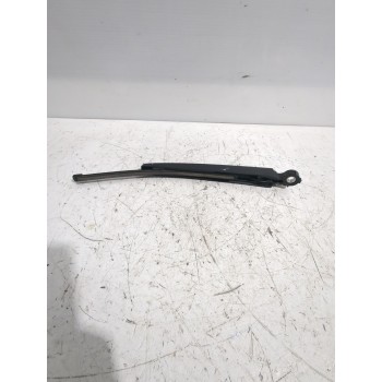 Recambio de brazo limpia trasero para seat arona xperience plus referencia OEM IAM 6F9955704  
