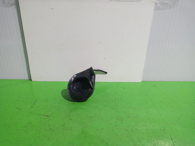 Recambio de claxon para volkswagen t-cross advance referencia OEM IAM 5Q0951221D  