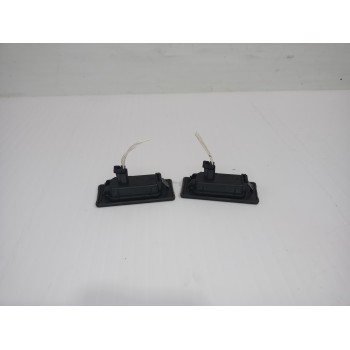 Recambio de piloto matricula para seat arona xperience plus referencia OEM IAM 5NA943021  