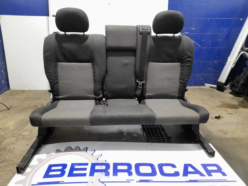 Recambio de asiento trasero medio para opel zafira a elegance referencia OEM IAM 3978332  