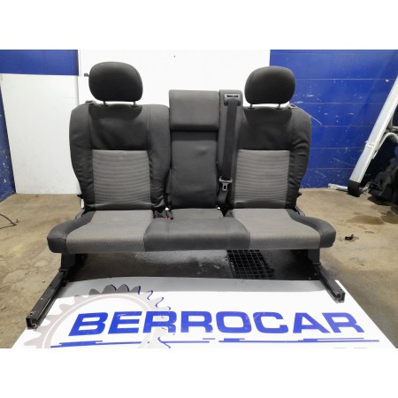 Recambio de asiento trasero medio para opel zafira a elegance referencia OEM IAM 3978332  