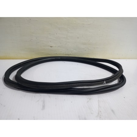 Recambio de goma contorno para opel grandland x opel 2020 referencia OEM IAM 9846999280  