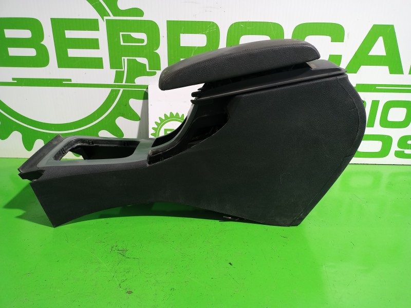 Recambio de consola central para peugeot 407 2.0 16v cat referencia OEM IAM 9646882880  