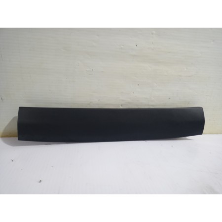 Recambio de moldura para opel grandland x opel 2020 referencia OEM IAM YP00036377  