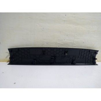 Recambio de moldura para opel grandland x opel 2020 referencia OEM IAM YP00036377  