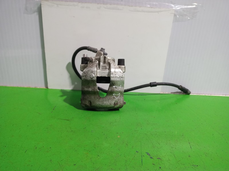 Recambio de pinza de freno delantera derecha para volkswagen t-cross advance referencia OEM IAM 2Q0615124A  