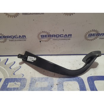 Recambio de pedal freno para land rover discovery 2.7 td v6 cat referencia OEM IAM SKB500031  