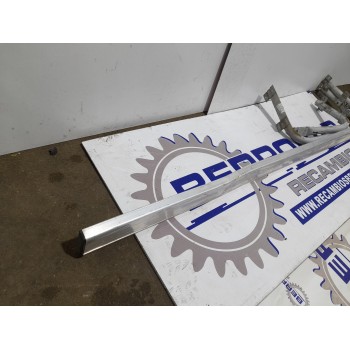 Recambio de barra lateral para renault master ii phase 2 caja cerrada referencia OEM IAM   