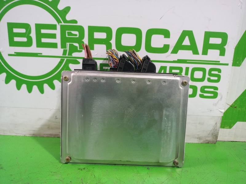 Recambio de centralita motor uce para bmw serie 3 berlina (e46) 320d referencia OEM IAM 7787658  