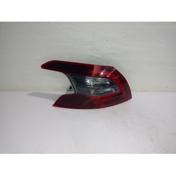 Recambio de piloto trasero izquierdo para peugeot 308 active referencia OEM IAM 9823728680  