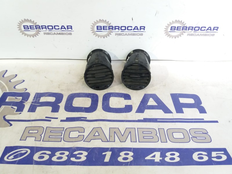 Recambio de aireadores para volkswagen caddy ka/kb (2k) 1.9 tdi referencia OEM IAM 2K0819703B  