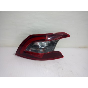 Recambio de piloto trasero derecho para peugeot 308 active referencia OEM IAM 9823728580  