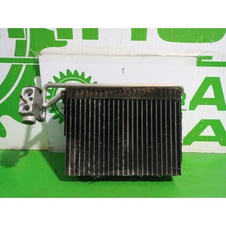 Recambio de evaporador aire acondicionado para bmw serie 3 berlina (e46) 320d referencia OEM IAM 64119135744  
