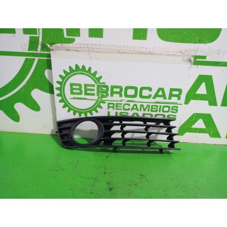 Recambio de rejilla para audi a4 berlina (8e) 2.5 tdi (120kw) referencia OEM IAM 8E0807682  