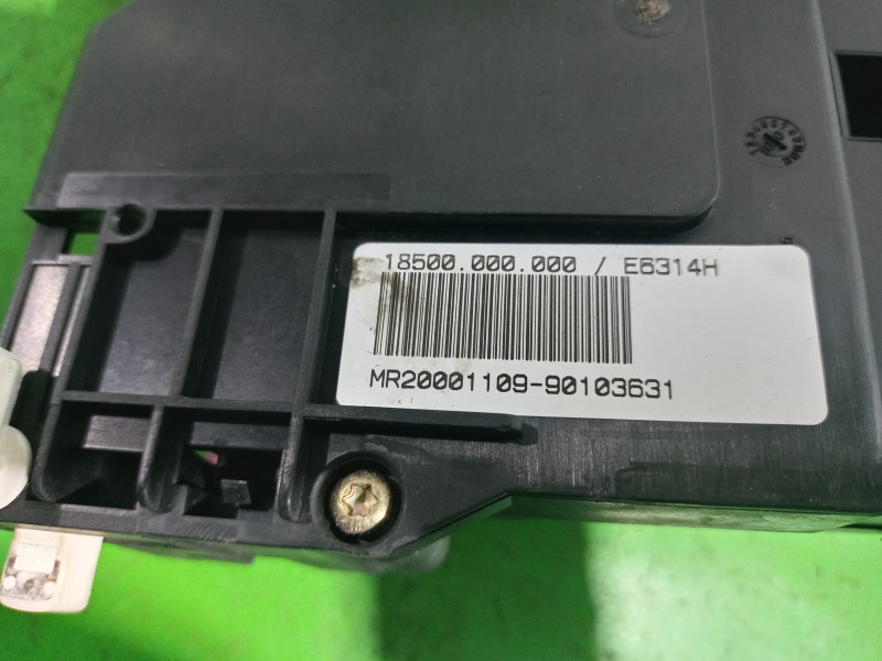 Recambio de caja reles / fusibles para bmw serie 3 berlina (e46) 320d referencia OEM IAM E6314H  