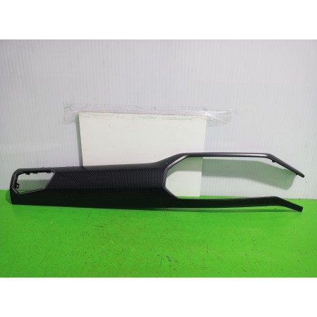 Recambio de moldura para volkswagen t-cross advance referencia OEM IAM 2GM858418H  