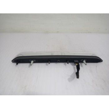Recambio de luz central de freno para peugeot 308 active referencia OEM IAM 9686016380  
