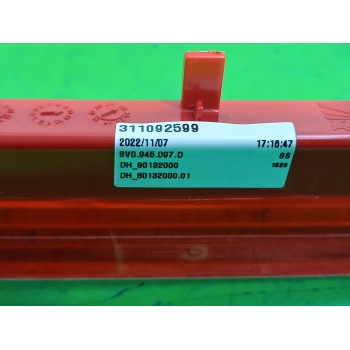 Recambio de luz central de freno para volkswagen t-cross advance referencia OEM IAM 8V0945097D  