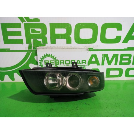 Recambio de faro derecho para audi a4 berlina (8e) 2.5 tdi (120kw) referencia OEM IAM 8E0941030C  