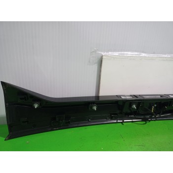 Recambio de piloto trasero central para volkswagen t-cross advance referencia OEM IAM 2GM827577  