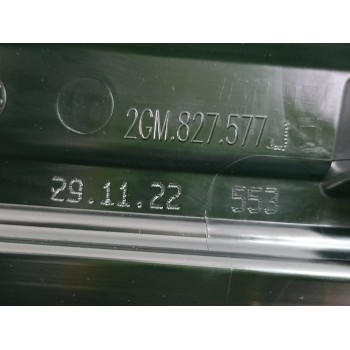 Recambio de piloto trasero central para volkswagen t-cross advance referencia OEM IAM 2GM827577  