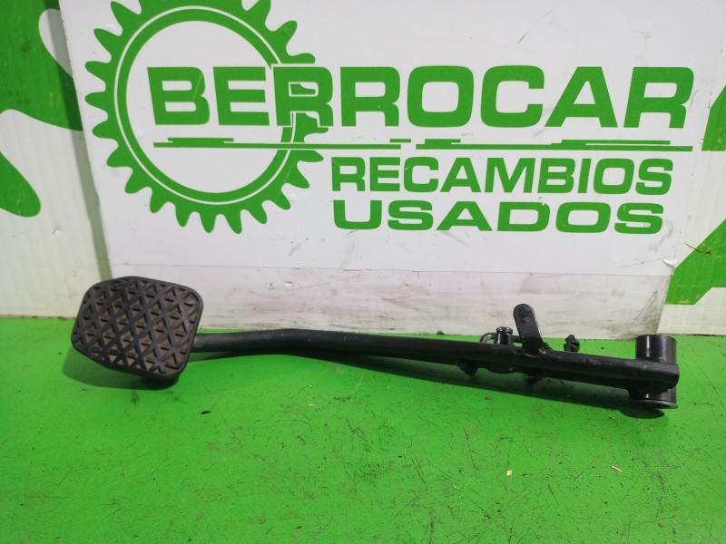 Recambio de pedal de freno para bmw serie 3 berlina (e46) 320d referencia OEM IAM 35206752651  