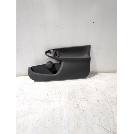 Recambio de guarnecido puerta delantera derecha para citroën c1 (pm_, pn_) 1.4 hdi referencia OEM IAM 676110H020  