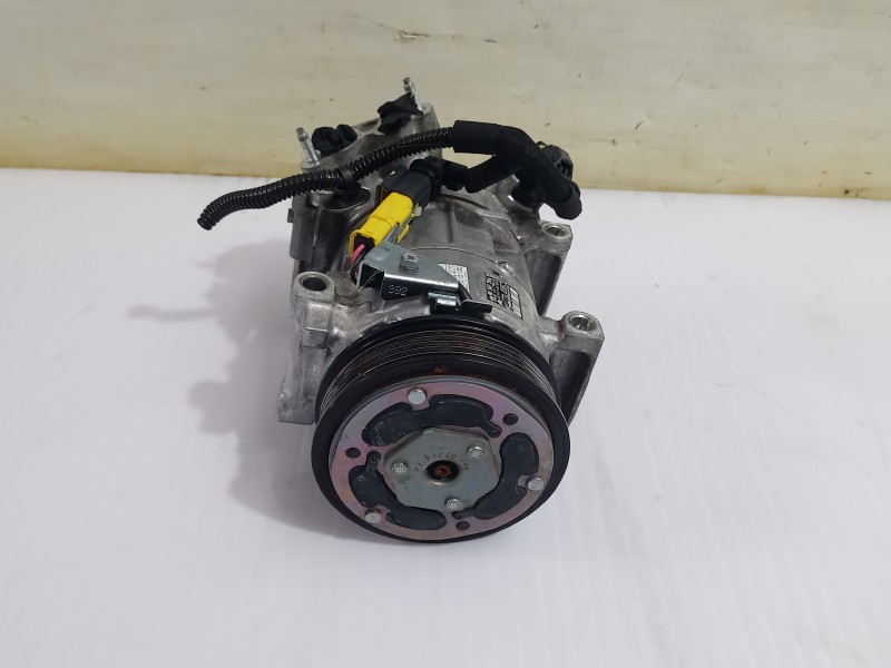 Recambio de compresor aire acondicionado para opel grandland x opel 2020 referencia OEM IAM 9834779480  